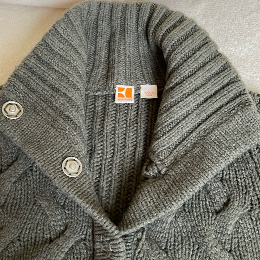 Boss Orange Hunter Green 100% Wool Cardigan Sweater Top EUC Sz Small